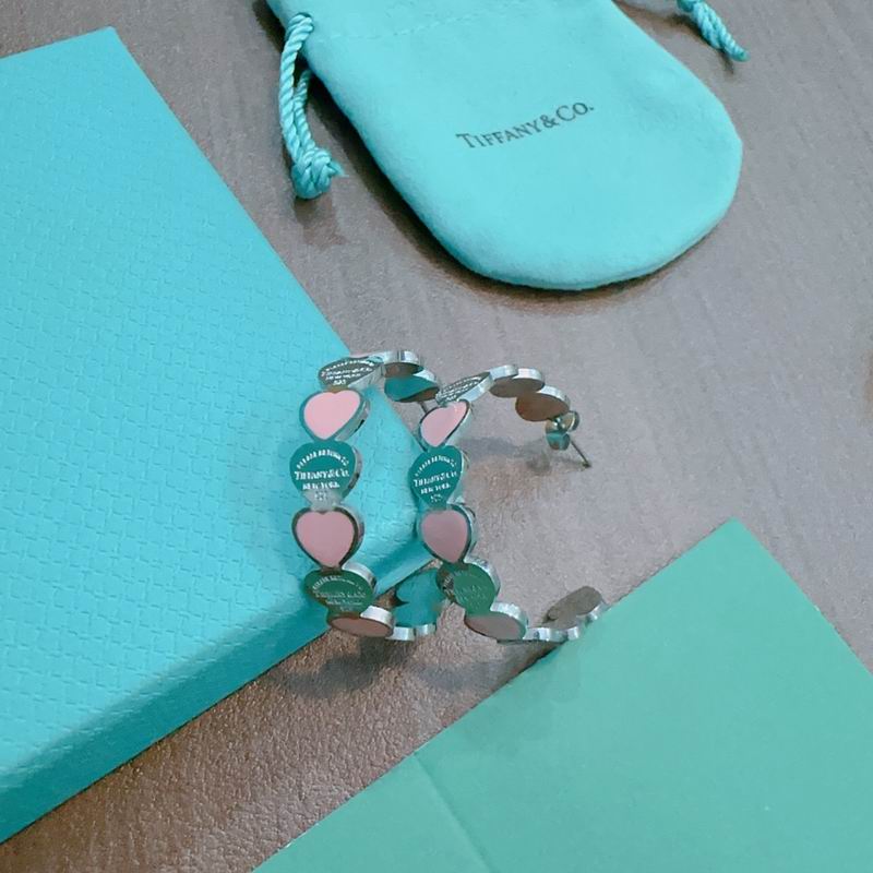 Tiffany earring 11yxx21